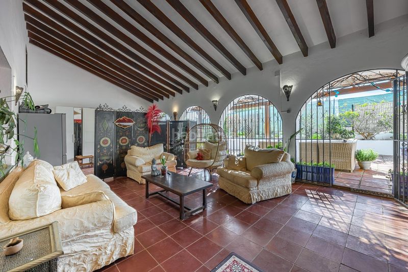 Foto cd245379-badf-4bb3-a01b-cba48810713d. Chalet dans urbanizacion loma del flamenco dans Mijas golf Mijas