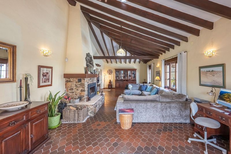 Foto e5a4d6b3-2bc5-451f-b74c-7410cb5ad62a. Chalet dans urbanizacion loma del flamenco dans Mijas golf Mijas