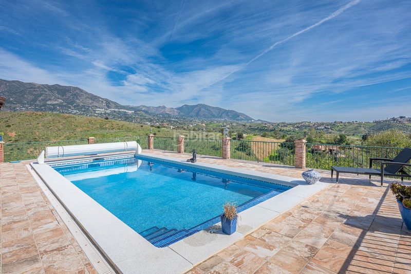 Foto e7798db9-c6c2-4317-a36f-bbe4ac4f30d4. Chalet dans urbanizacion loma del flamenco dans Mijas golf Mijas