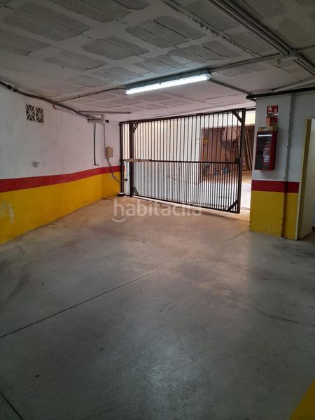 Foto fa7efcf3-89c1-4abc-9478-f8f13054a2d3. Aparcament cotxe a calle de las yucas 6 a Torreblanca del Sol Fuengirola