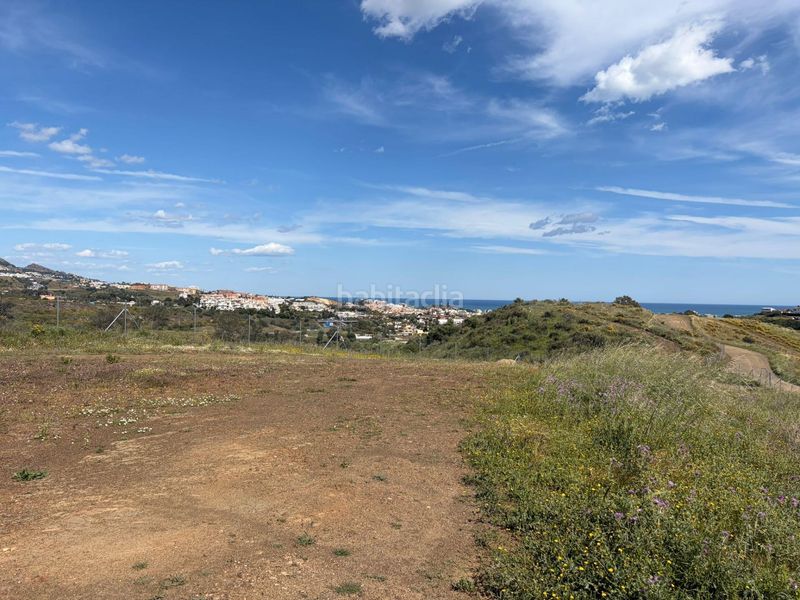 Foto 3bc5d60f-10dd-4926-ad9e-0c711dc34ddd. Finca rústica en Mijas 6 parcela rústica con casa de aperos, a tan solo minutos del centro de la ciudad y de la playa. con amplias vistas al mar y la monta en Mijas