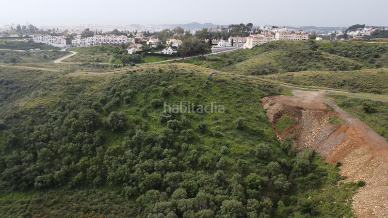 Foto 805e88ae-0e63-4d50-8ea0-d0ca072f70b5. Finca rústica en Mijas 6 parcela rústica con casa de aperos, a tan solo minutos del centro de la ciudad y de la playa. con amplias vistas al mar y la monta en Mijas