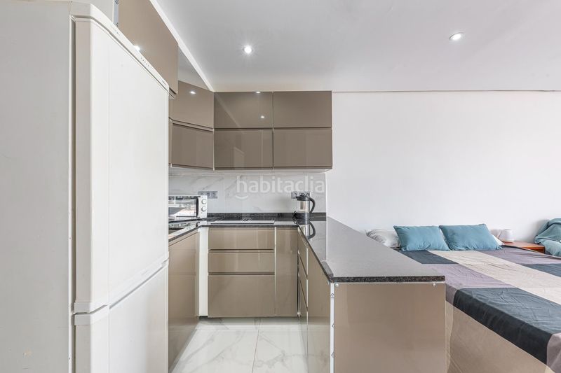 Foto 678e7157-9907-4a45-8df9-bc1097181eb2. Estudi a calle malaga 1 a Castillo Sohail - Myramar Fuengirola