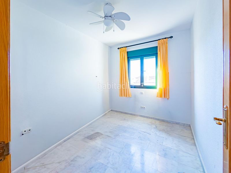 Foto 458180e3-d3b2-4da5-9354-6ed2460ed074. Pis a calle pensamiento 58 a Torreblanca del Sol Fuengirola