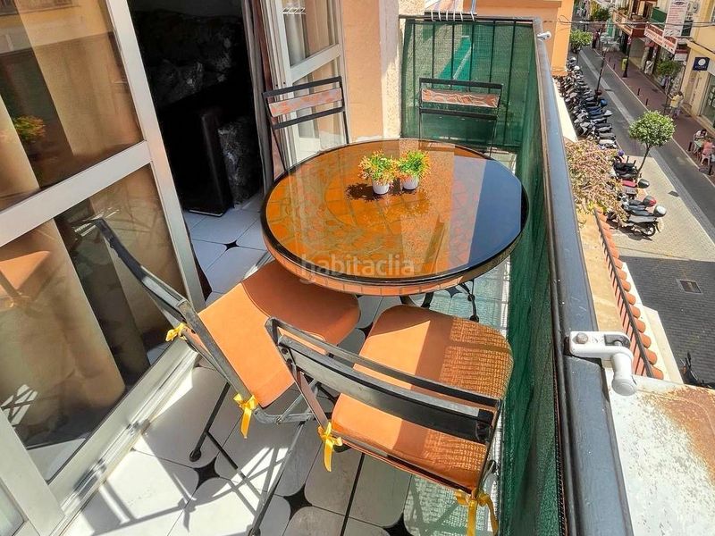 Foto 3832419c-c17d-467b-a472-09d5286bb188. Apartamento en calle de la estación 6 amplio apartamento semireformado en el corazón por 390,000 en Fuengirola