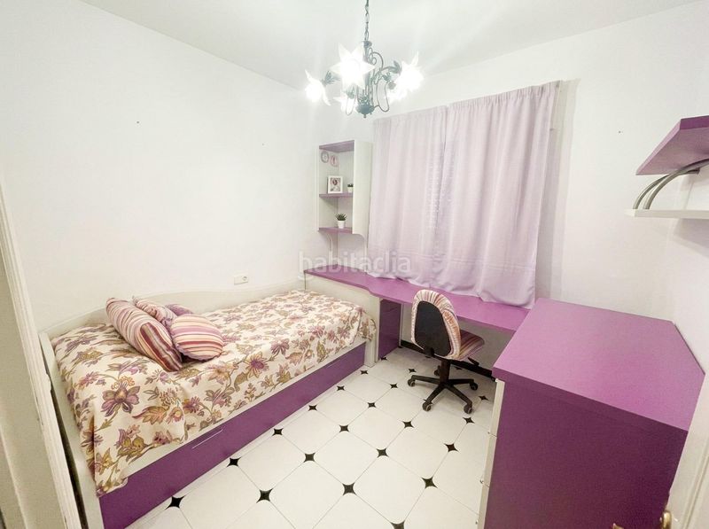 Foto 42246bd2-2de2-4552-aa11-f2cc5c15a18c. Apartamento en calle de la estación 6 amplio apartamento semireformado en el corazón por 390,000 en Fuengirola