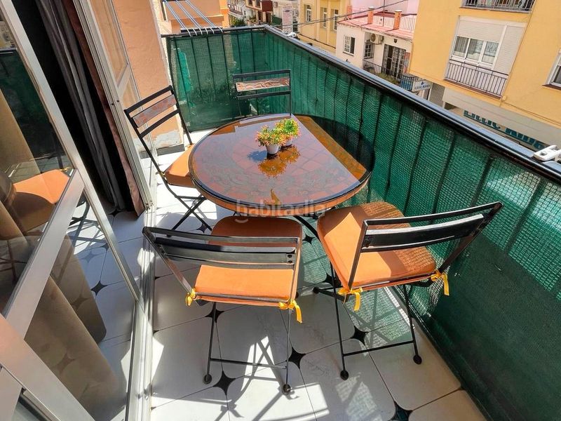 Foto 69bf7b1b-a075-441d-83d1-c8f0a2b86074. Apartamento en calle de la estación 6 amplio apartamento semireformado en el corazón por 390,000 en Fuengirola
