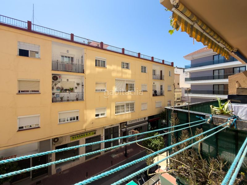 Foto cfc0eb08-dca0-4476-a79d-22cd75f86d38. Apartamento en calle de la estación 6 amplio apartamento semireformado en el corazón por 390,000 en Fuengirola