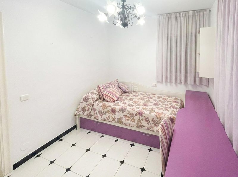 Foto d117b045-b514-44a5-aea8-ffc224eb072b. Apartamento en calle de la estación 6 amplio apartamento semireformado en el corazón por 390,000 en Fuengirola