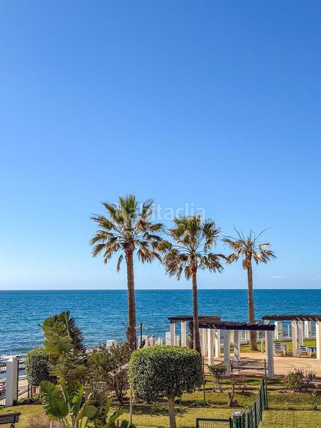 Foto 12815474-cb48-4613-bf15-cb66e7fdee73. Duplex with heating parking pool in Calahonda Mijas