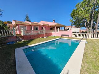 Xalet a Manantiales - Lagar - Cortijo