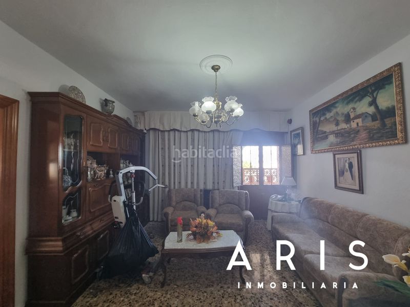 Foto 2573b184-6fd2-4753-a5e3-51d372c301a7. Casa amb aparcament a Alquería-Torrealquería Alhaurín de la Torre
