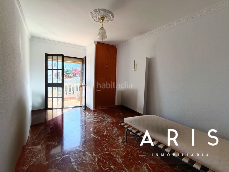 Foto 5ff85f11-15c6-4e58-9168-2b1f7e96099f. Xalet amb xemeneia calefacció aparcament piscina a Alhaurín de la Torre