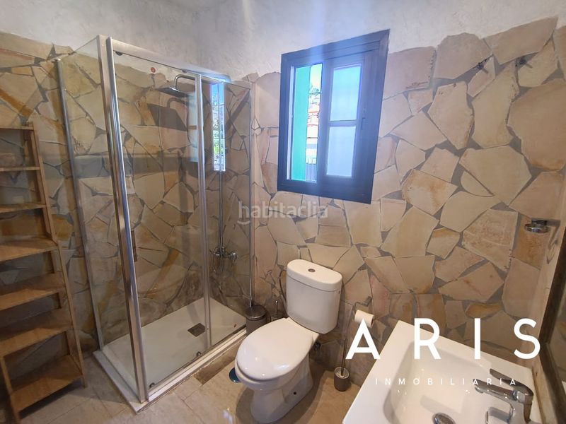 Foto bfa44c22-fb0f-4a56-b431-c2a1fd41f342. Xalet amb xemeneia calefacció aparcament piscina a Coín