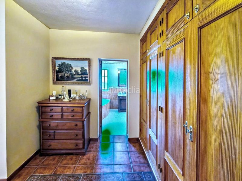 Foto b8dab2fe-da0a-4893-9e58-cd2a546faa60. Xalet amb xemeneia aparcament piscina a Jardines de Alhaurín-Huerta Alta-Fuensanguínea Alhaurín de la Torre