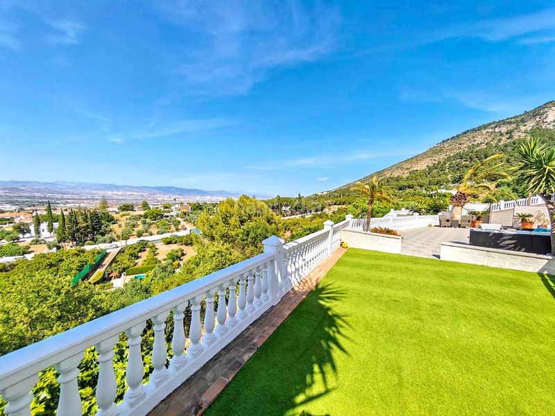 Foto da995e4a-22cb-4c9e-bfeb-819dea2b4283. Xalet amb xemeneia aparcament piscina a Jardines de Alhaurín-Huerta Alta-Fuensanguínea Alhaurín de la Torre