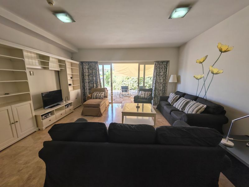 Foto 0600a33a-e9b2-4ca8-b0d0-52e4b5a3d751. Rent flat with heating parking pool in Alquería-Torrealquería Alhaurín de la Torre