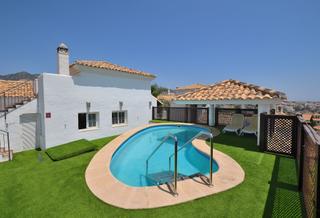 Àtic  Calle acebo. Ático exclusivo con piscina privada y vistas al mar