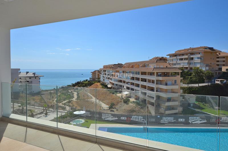 Foto 3ad5aa13-c14e-4a24-a8f8-638488c67de4. Dachwohnung mit parking pool in Las Gaviotas - Carvajal Fuengirola