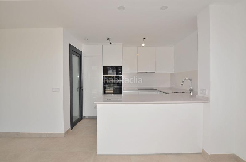 Foto e0ff25a7-44e0-4e63-81f2-74367732c18f. Dachwohnung mit parking pool in Las Gaviotas - Carvajal Fuengirola