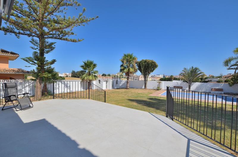 Foto f7e1241f-a53f-4296-a4c8-ba798a3d74cb. House with parking pool in campo de Mijas Mijas