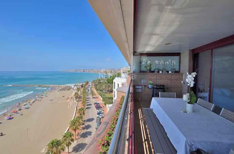 Foto 4d7fedca-f569-4c25-964a-f1b347e5d365. Attico con parcheggio piscina in Las Gaviotas - Carvajal Fuengirola