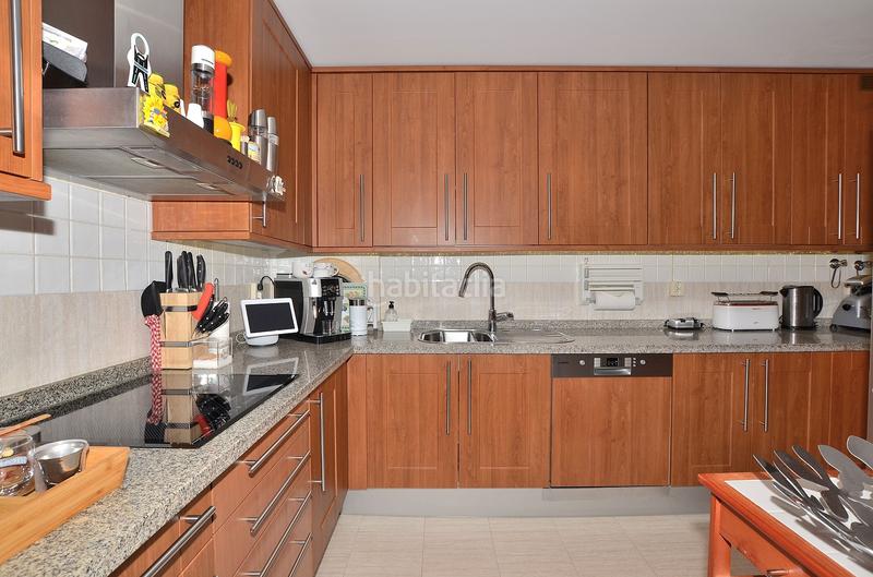 Foto a2ee5d2c-1682-4d55-86ff-2effda7597b2. Attico con parcheggio piscina in Las Gaviotas - Carvajal Fuengirola