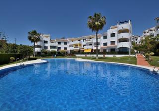 Pis  Calle bartolomé florido. Amplia terraza de 14 m2 - 2 garajes incluidos en el precio