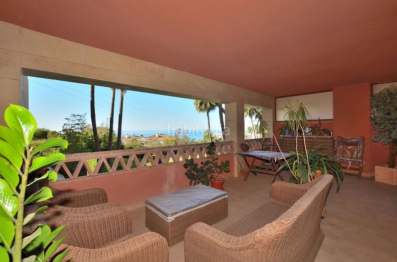 Foto e2f0fa3e-895a-44e1-8cd4-c857a4ef0633. Piso amplia terraza de 38 m2 - piso de esquina - garaje cerrado para 2 coches en Benalmádena