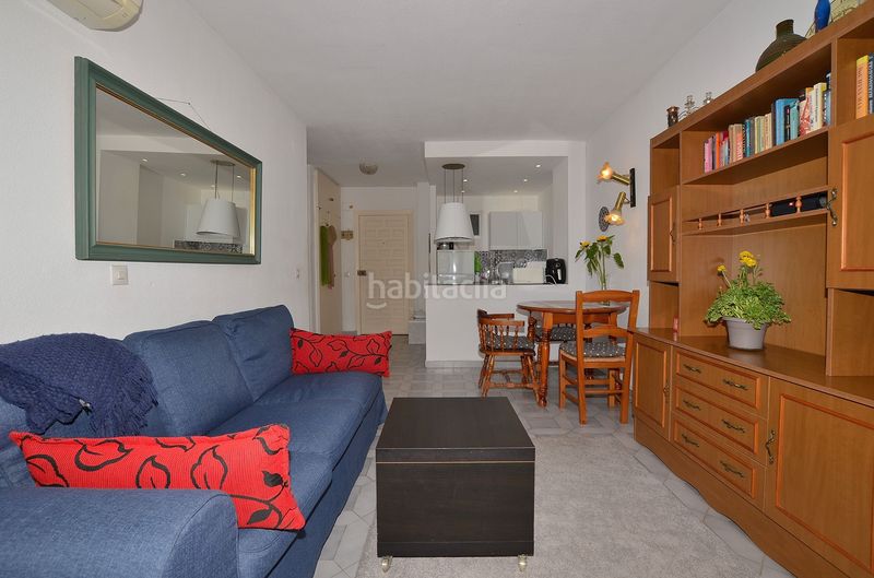 Foto 6824174c-9f96-4ca9-a7bb-65bc50292ee9. Apartament amb piscina a Parque de la Paloma Benalmádena