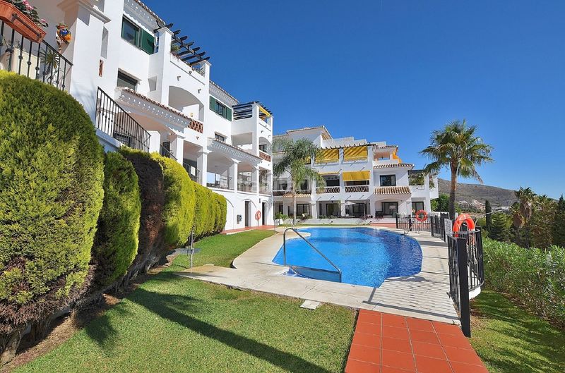 Foto 32726a30-66d4-4fd2-ba1d-237ec823528e. Pis amb aparcament piscina a Rancho Domingo - La Hacienda Benalmádena