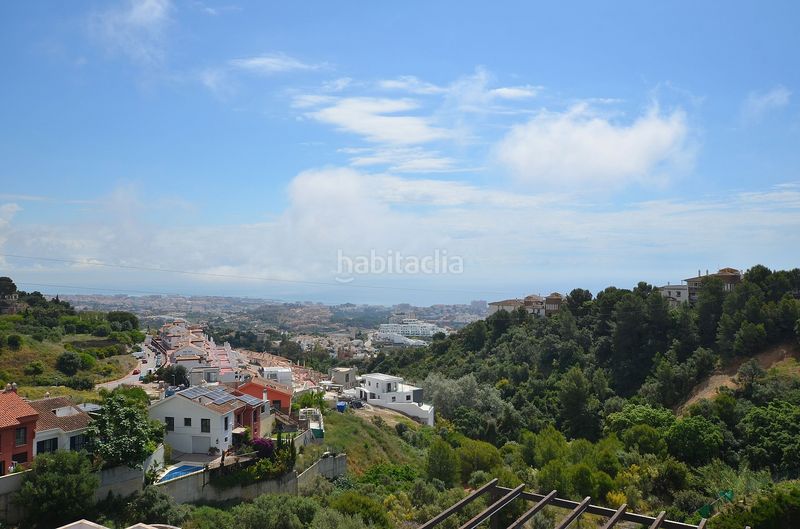 Foto bbef0cb9-d8b9-4d58-9bb7-69daee5c481a. Àtic amb aparcament piscina a Los Nadales - Tio Charles Benalmádena