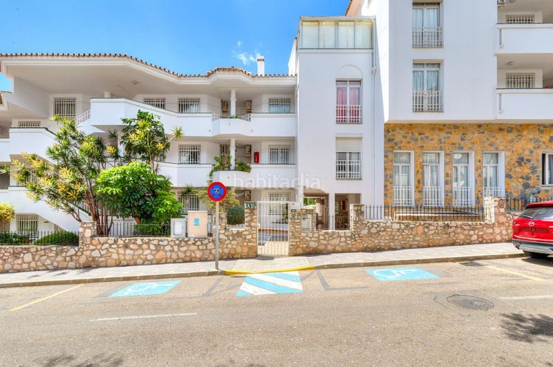 Foto 8bc35985-4fd2-401e-8f07-a10fd3518254. Apartament amb piscina a Los Pacos Fuengirola