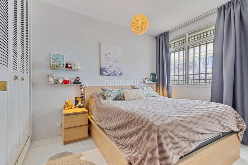 Foto c8ae1717-7221-4765-8a8a-f42c94229cb3. Apartament amb piscina a Los Pacos Fuengirola