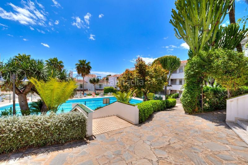 Foto da0f50ff-5242-4934-8dbd-9326ed390d96. Apartament amb piscina a Los Pacos Fuengirola