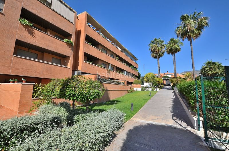 Foto b19105a3-7894-432f-bc90-fdb2d630b25c. Pis amb aparcament piscina a El Pinillo Torremolinos