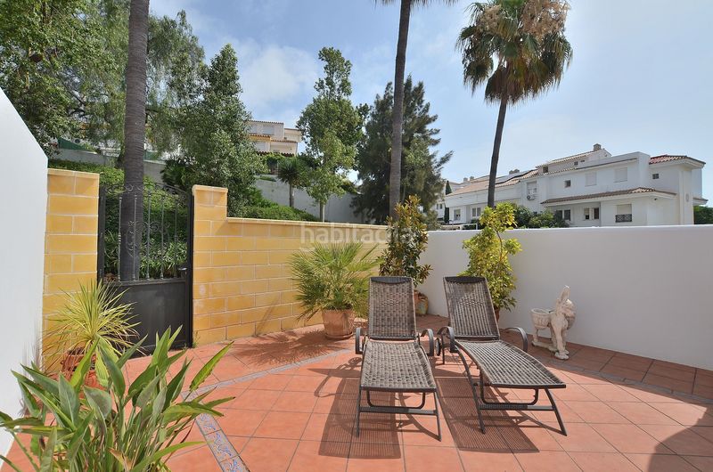 Foto a380c852-e5b5-470c-bdf8-f33a22ee2532. Casa adossada amb aparcament piscina a Arroyo de la Miel Benalmádena