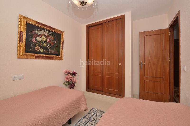 Foto a9c45b96-e065-4061-b6de-3131632e9138. Casa adossada amb aparcament piscina a Arroyo de la Miel Benalmádena