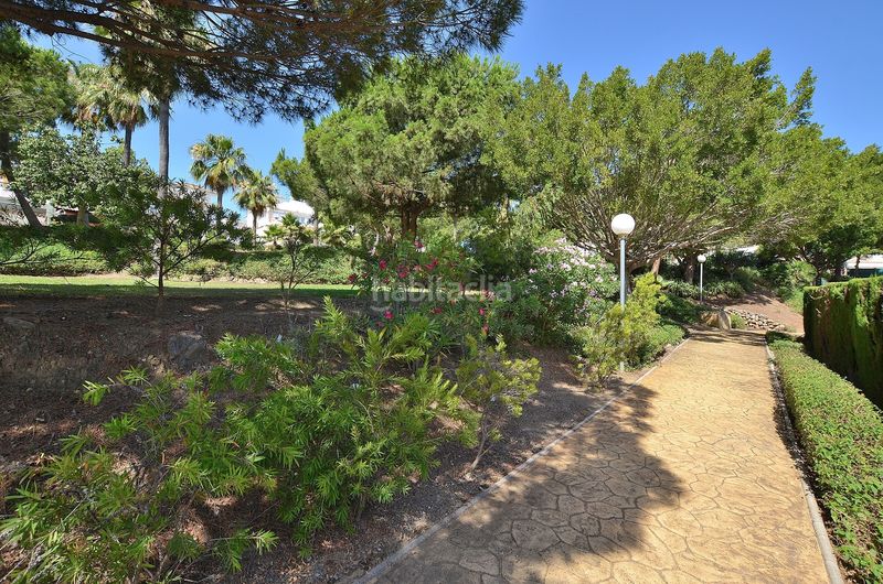 Foto ede93687-46dd-43b4-a9c0-0aab41ed9693. Casa adossada amb aparcament piscina a Arroyo de la Miel Benalmádena