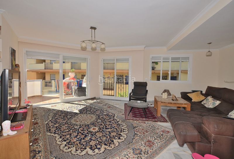 Foto 56e8f7a4-119f-4375-b0d4-6abddfa2b650. Duplex avec piscine dans Mijas golf Mijas