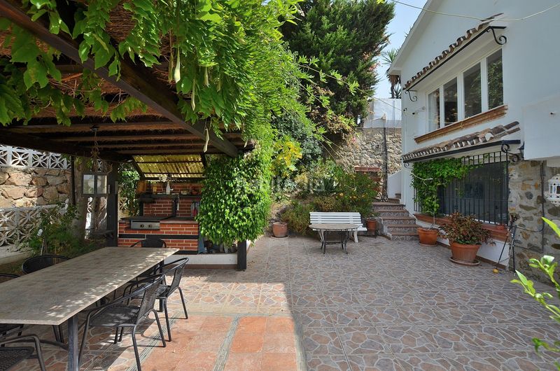 Foto a33a856d-0d2a-4073-b3e4-2c1cef3f0c20. Casa amb xemeneia piscina a Torremuelle Benalmádena