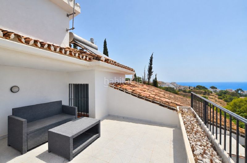 Foto bc68b329-4306-4a95-b6fa-a2107ae10179. Casa amb xemeneia piscina a Torremuelle Benalmádena
