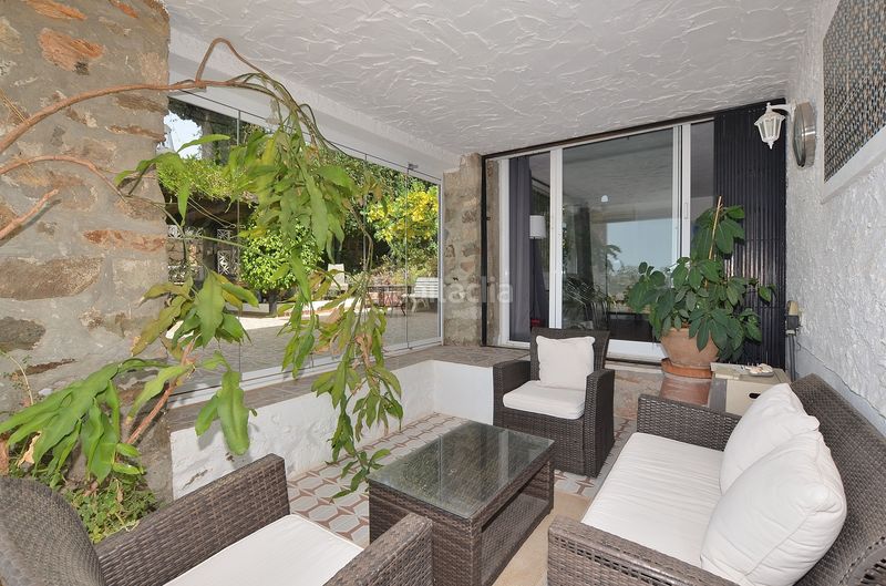 Foto ddf89919-f222-45b1-ac42-c1c811758a2c. Casa amb xemeneia piscina a Torremuelle Benalmádena