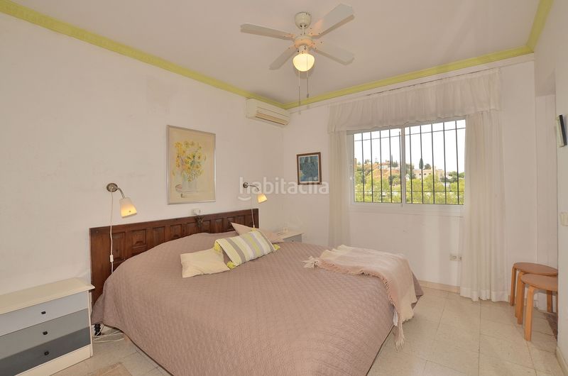 Foto f73b31b0-a230-47e1-ac13-5b43a725d48a. Casa amb xemeneia piscina a Torremuelle Benalmádena