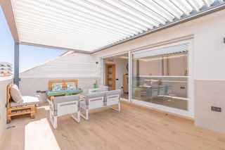 Attico in Calle postal 2. Ático reformado - gran terraza de 27 m2 - parking y trastero - a