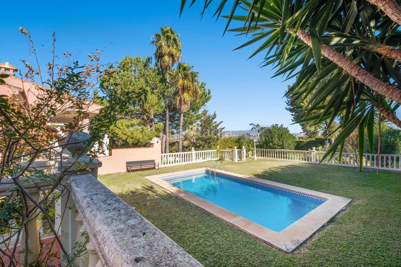 Foto 6dafdd92-fbbb-42cb-866d-43c841a9e243. Xalet amb aparcament piscina a Manantiales - Lagar - Cortijo Alhaurín de la Torre