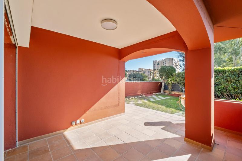 Foto 68ff0198-a72b-46cb-aa15-1a77eb5a6296. Maison jumelée avec chauffage parking piscine dans Guadalmar Málaga