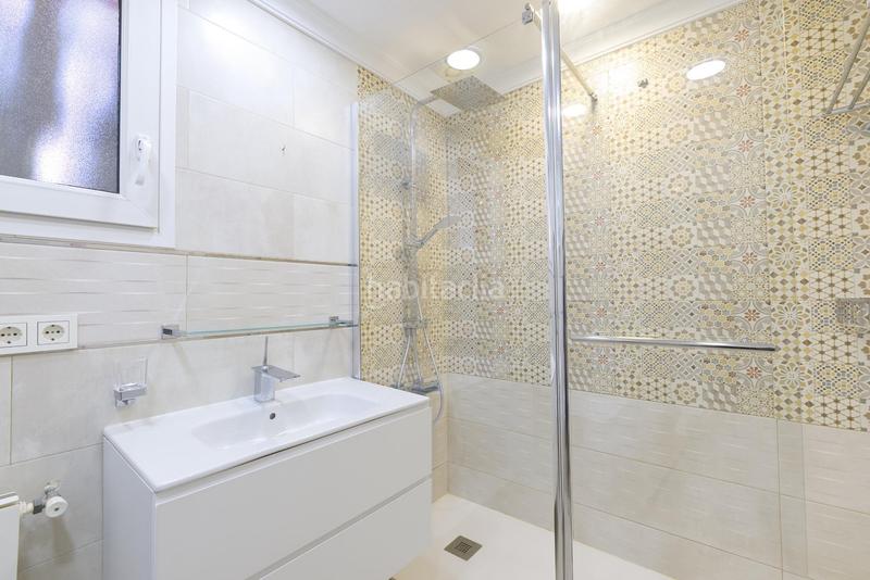 Foto dd0bf9d3-13e9-4a40-b142-8d7dc6e5160e. Maison jumelée avec chauffage parking piscine dans Guadalmar Málaga