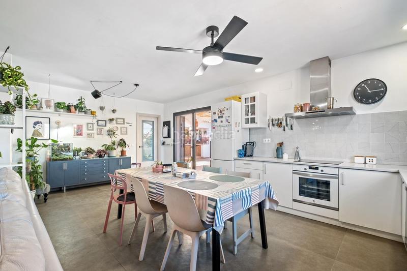 Foto f79886c9-63ff-4c00-848a-964ee129fd80. Chalet con piscina in Centro Alhaurín el Grande