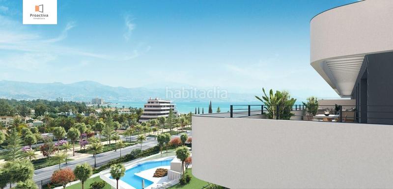 Foto 9dad8a25-a825-4a4e-a8b1-b4a8230e177a. Planta baja exclusiva promoción de innovador diseño en el paseo marítimo de Los Álamos en Torremolinos